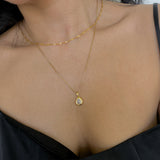 Collar de cadena de caja de agosto 